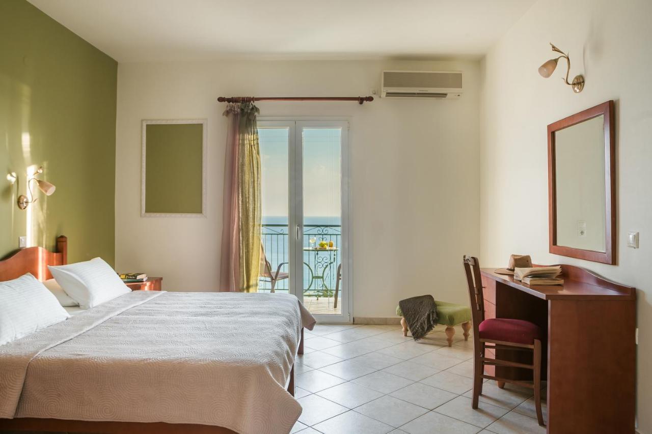 Eagle'S Nest Apartment Lourdata  Ngoại thất bức ảnh