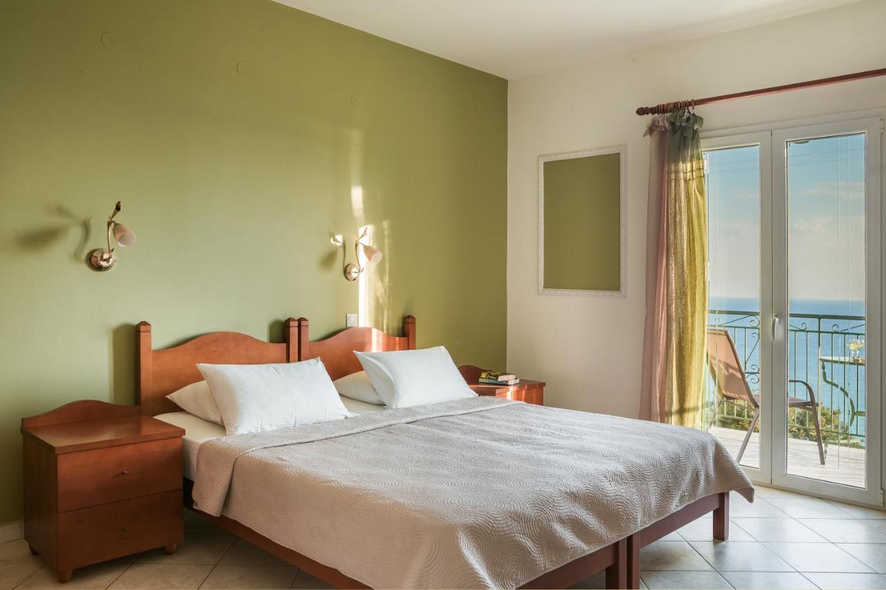 Eagle'S Nest Apartment Lourdata  Ngoại thất bức ảnh