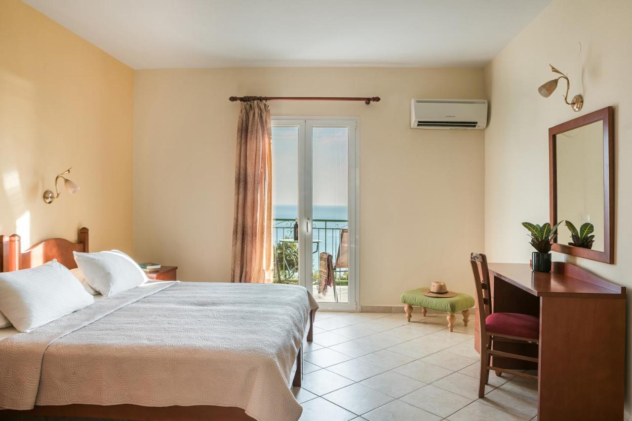 Eagle'S Nest Apartment Lourdata  Ngoại thất bức ảnh