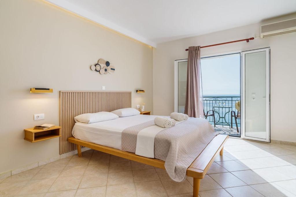 Eagle'S Nest Apartment Lourdata  Ngoại thất bức ảnh